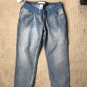 New with Tags ASOS Maternity Crop Jeans